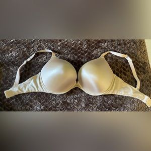 Fredericks of Hollywood padded bra 36DDD